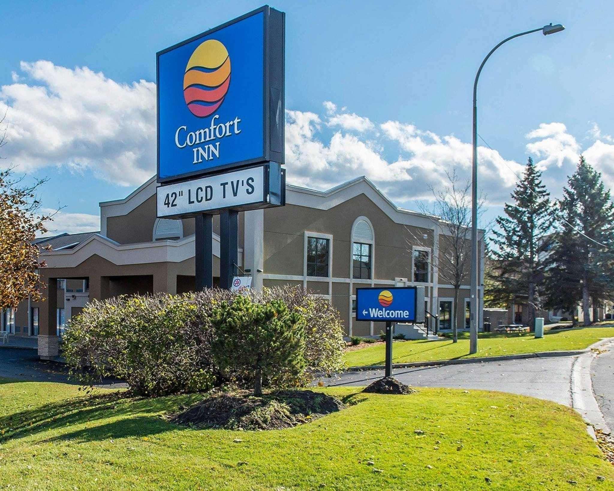 Comfort Inn Броквіль Екстер'єр фото