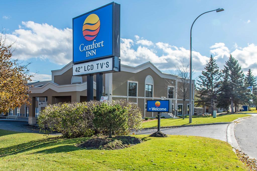 Comfort Inn Броквіль Екстер'єр фото