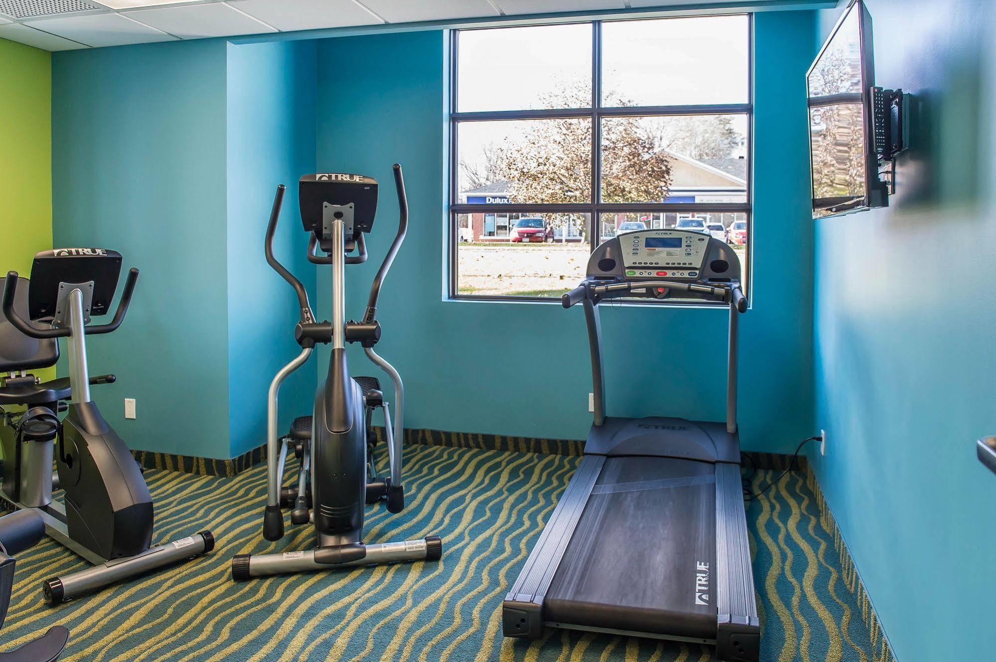 Comfort Inn Броквіль Екстер'єр фото